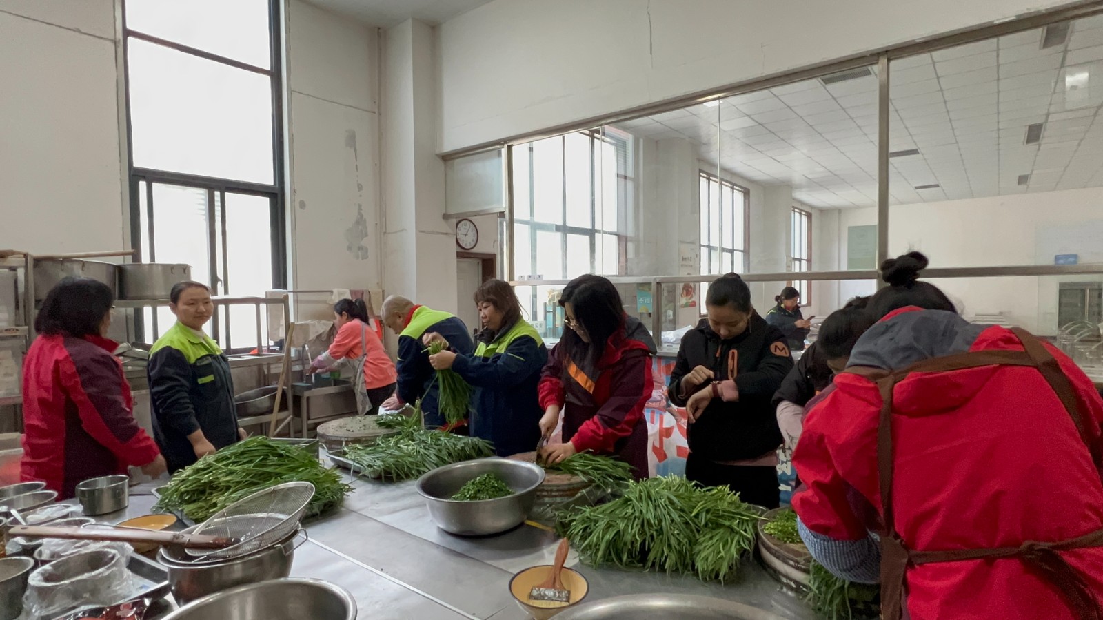 【力威新聞】冬至暖陽(yáng)、餃香情長(zhǎng)