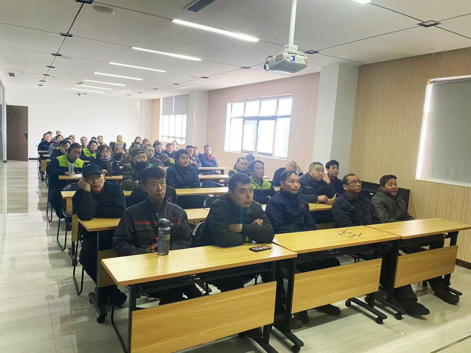 筑牢安全防線，保障冬季平穩(wěn)運行